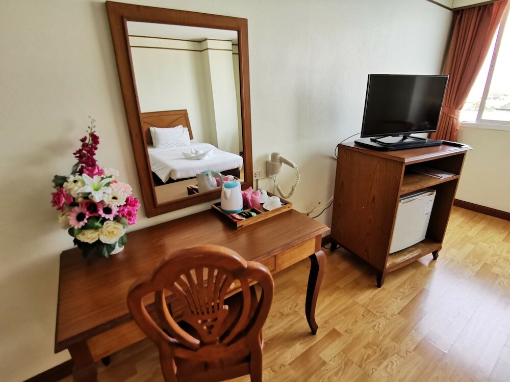 Фото Morakot Hotel Chumphon