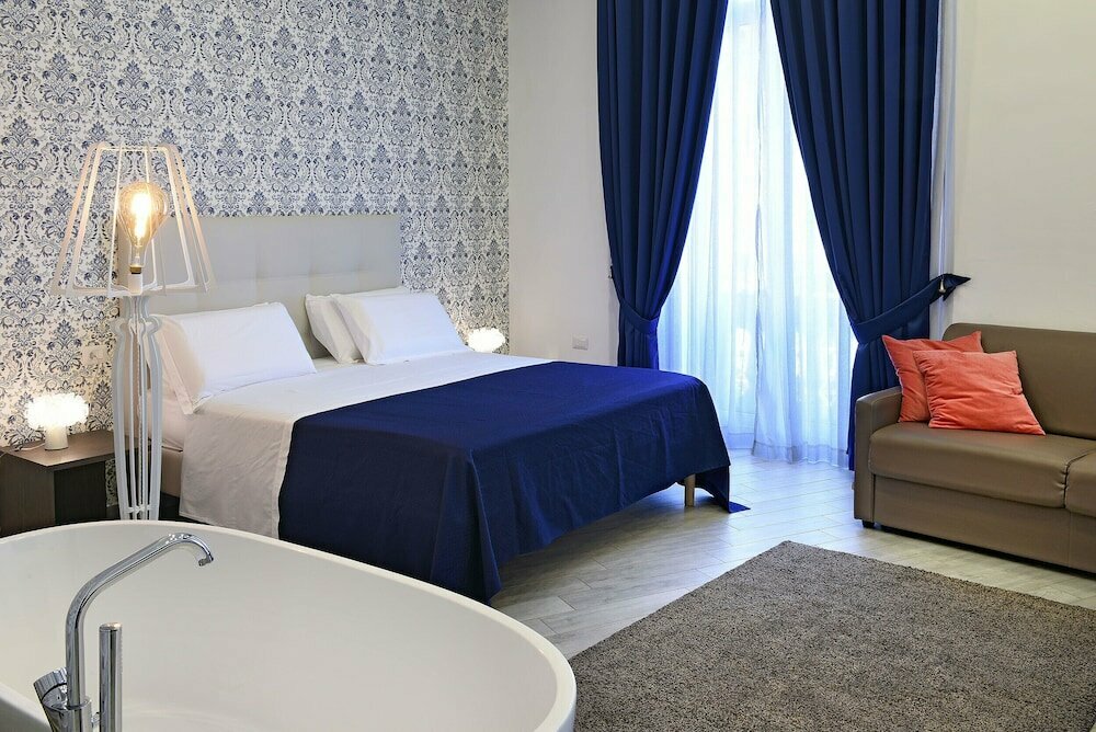 Hotel Napoli rooms&suite, Naples, photo