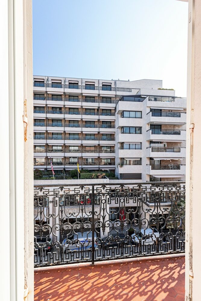 Фото Modern Waikiki Hotel