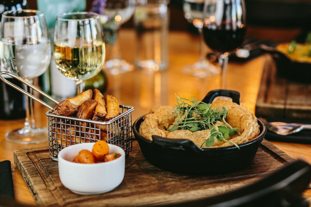 Фото Palm Court Hotel