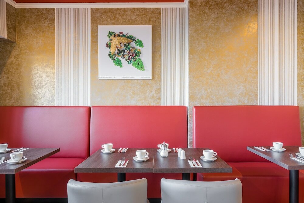 Фото Novum Hotel Ruf Pforzheim