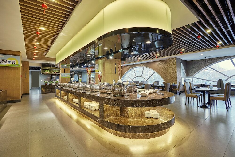 Фото Holiday Inn Express Nanjing Xuanwu Lake by IHG