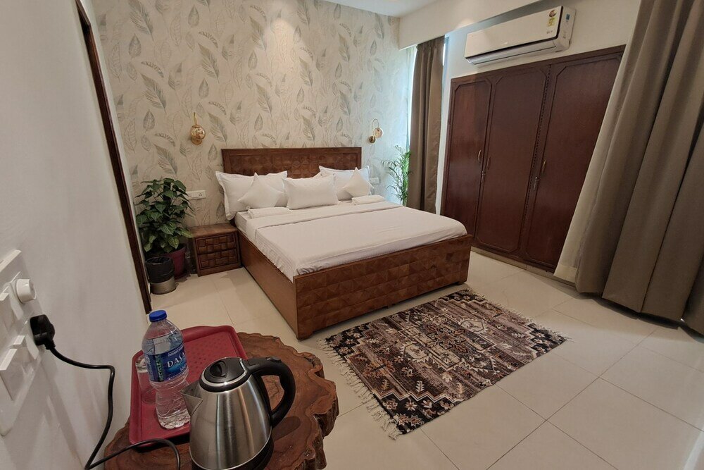 Фото Moustache Delhi