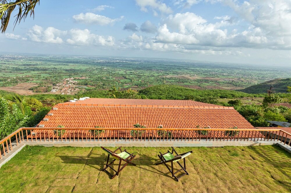 Фото Nisarg Resort