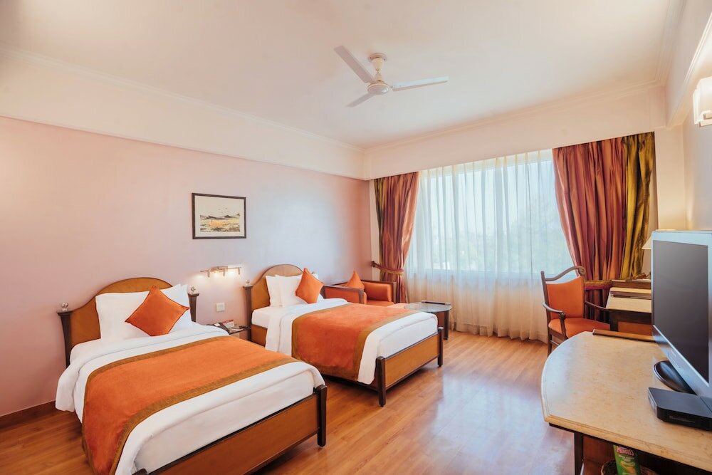 Фото The Piccadily Lucknow