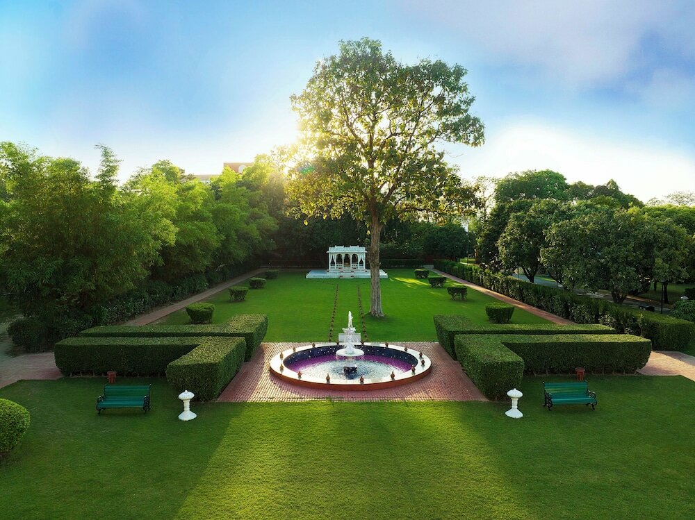 Фото Taj Nadesar Palace