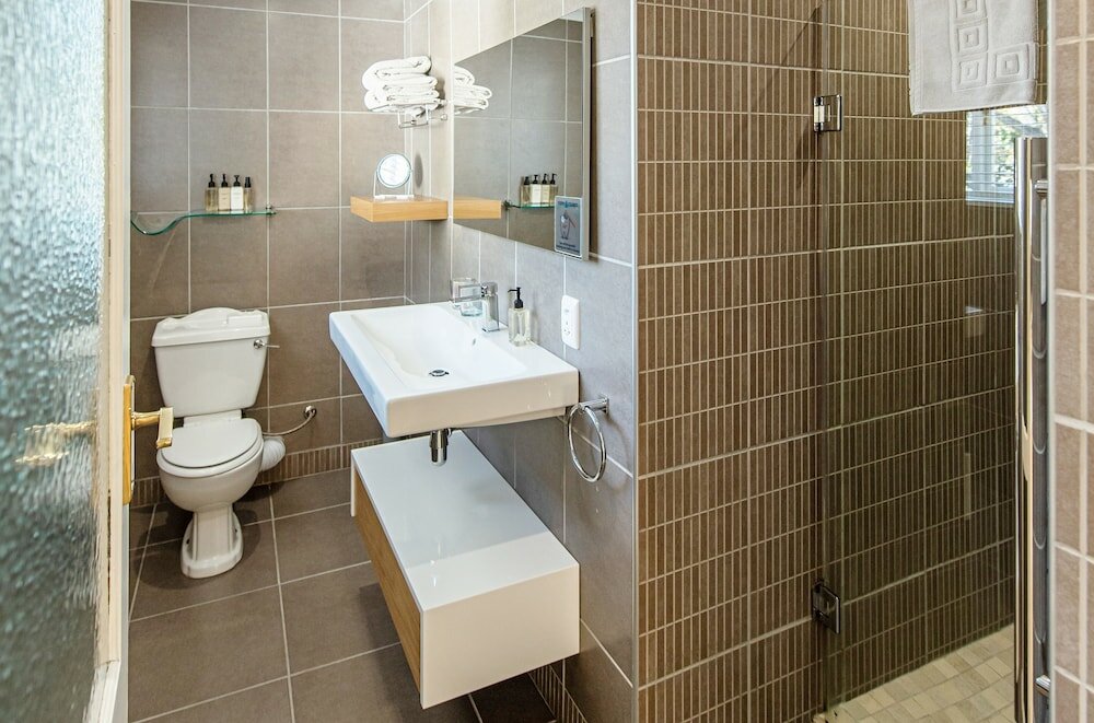 Фото Ballinderry - The Robertson Guest House