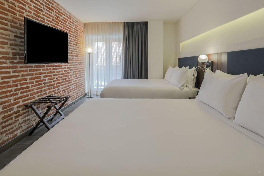 Фото Santa Catalina Hotel