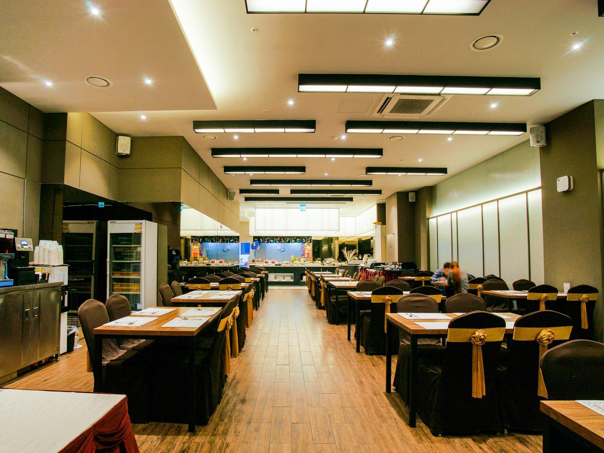 Фото International Hotel Youngjong