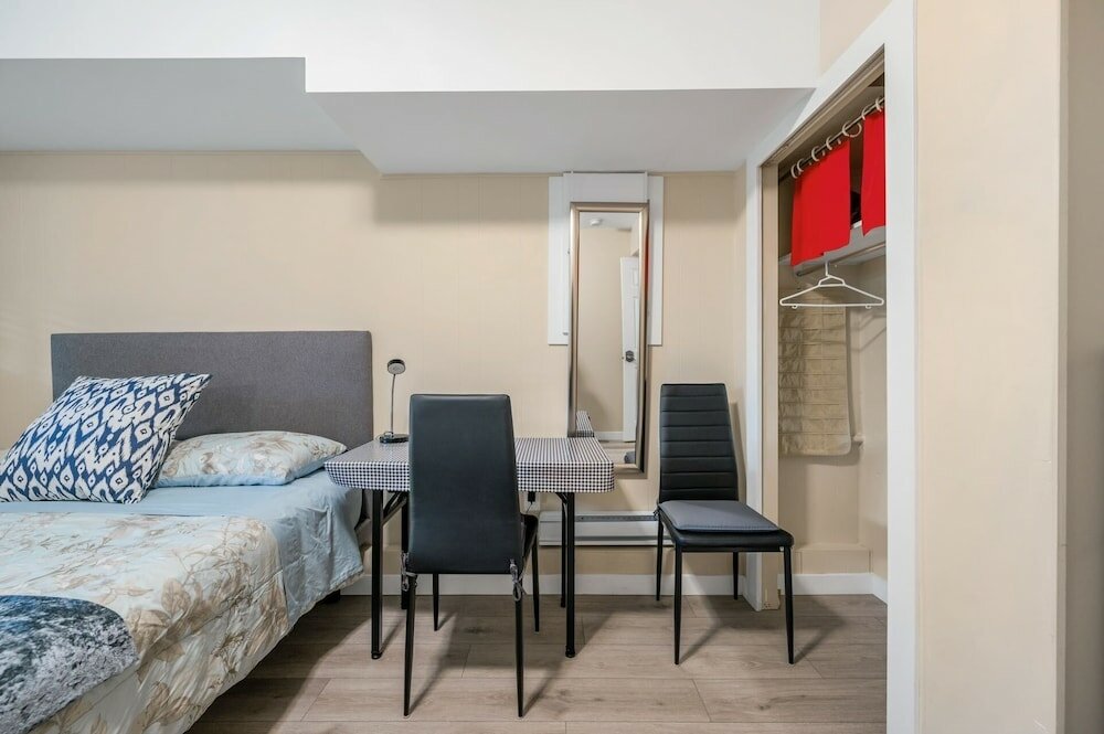 Фото Orchid House