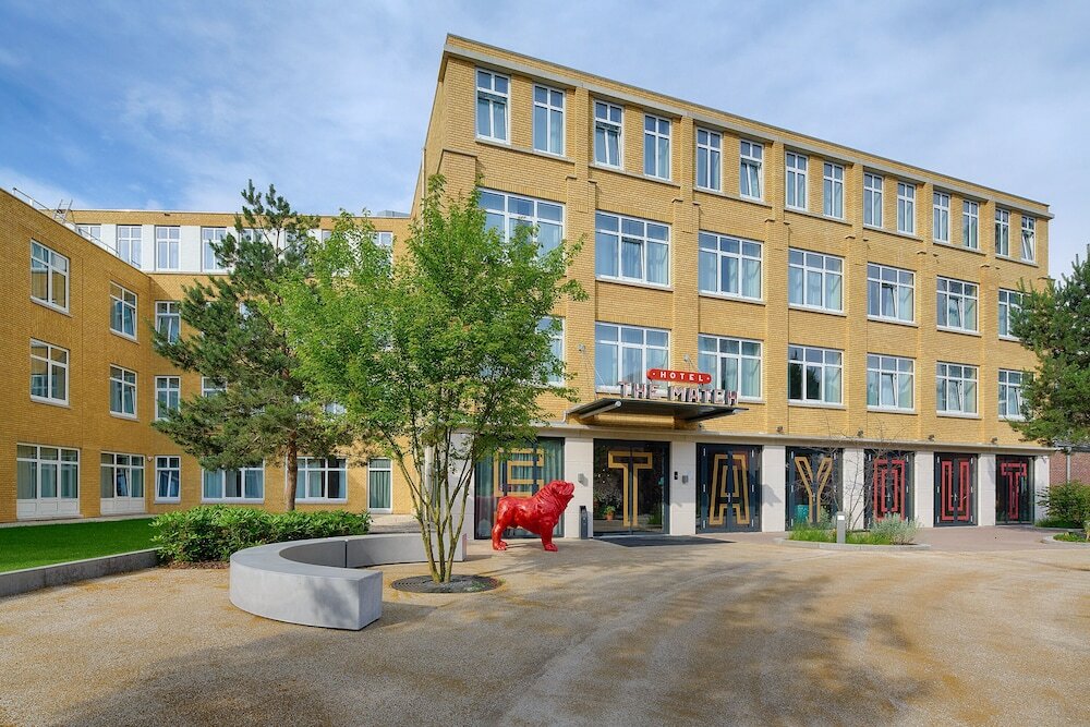 Фото отеля 1