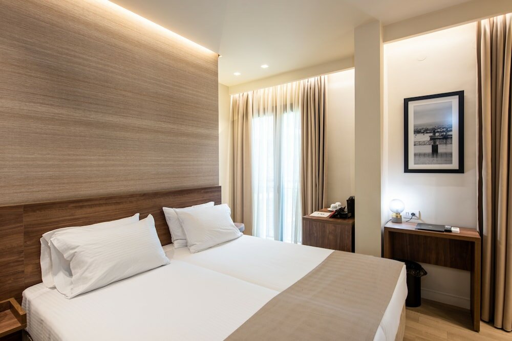 Фото Metropole Urban Hotel