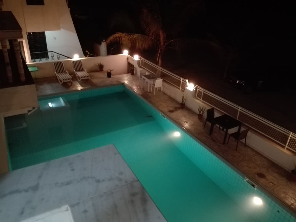 Фото Salalah Beach Resort - Villas