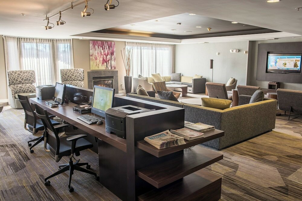 Фото Courtyard by Marriott Norwich