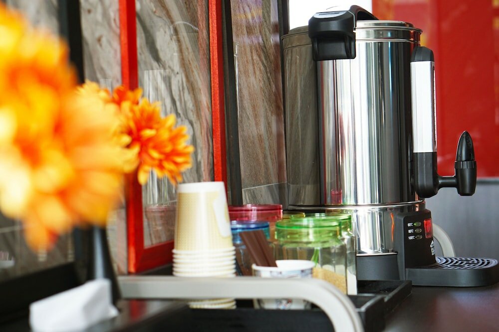 Фото B-Black Hotel Chonburi