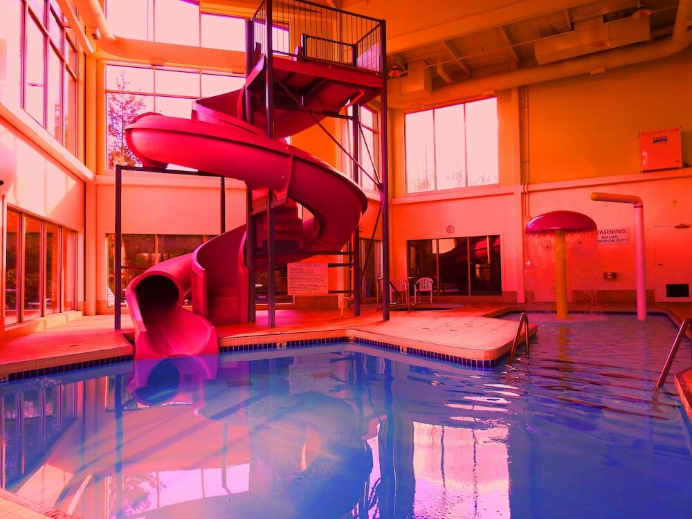 Фото Comfort Inn & Suites