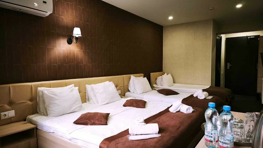 Фото Hotel Voyager