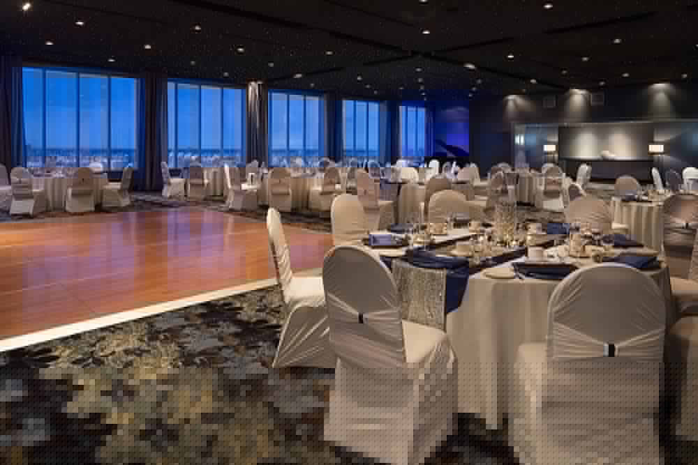 Фото Delta Hotels by Marriott Edmonton South Conference Centre