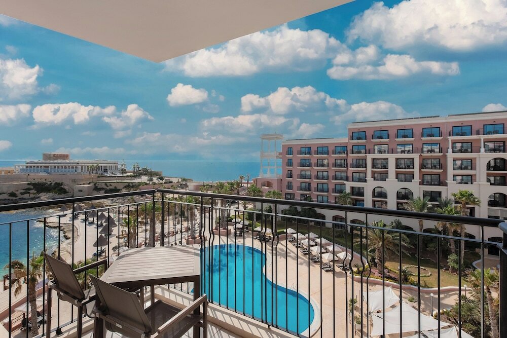 Фото Westin Dragonara