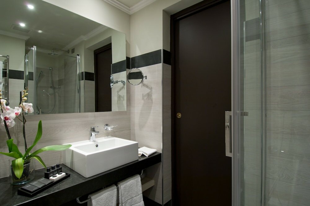 Фото Sina De la Ville