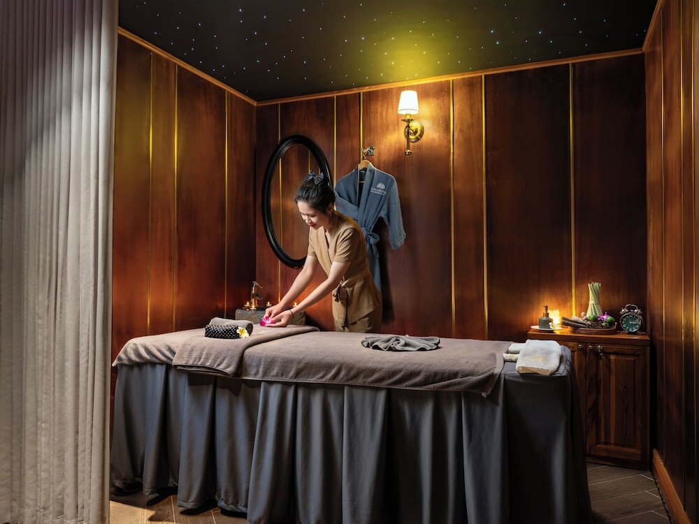 Фото Grand Hotel Du Lac Hanoi