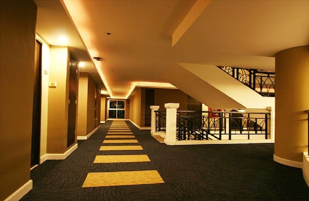 Фото Summer Spring Hotel