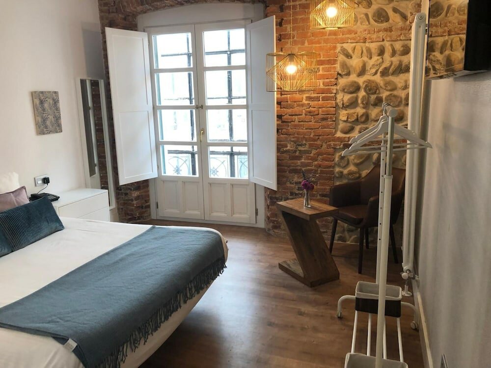 Фото Hostal Albany