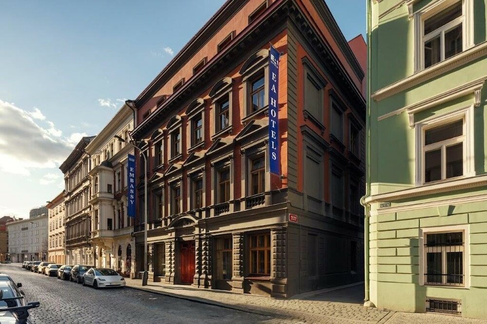 Фото отеля 1