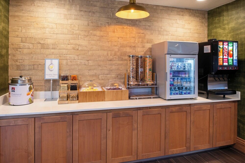 Фото Fairfield Inn & Suites by Marriott Bakersfield Central