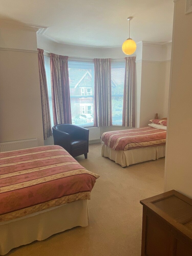 Фото Landguard Lodge