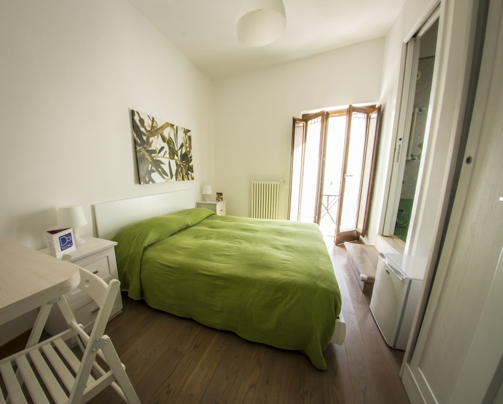 Фото Bed & Breakfast Tra le Mura