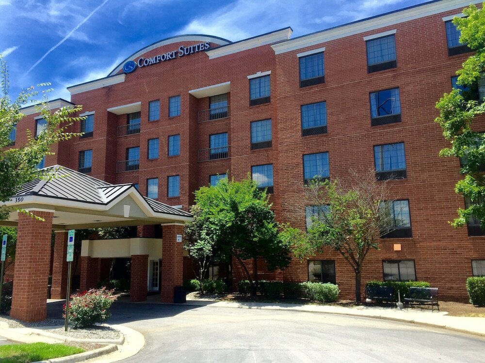 Фото Comfort Suites Regency Park