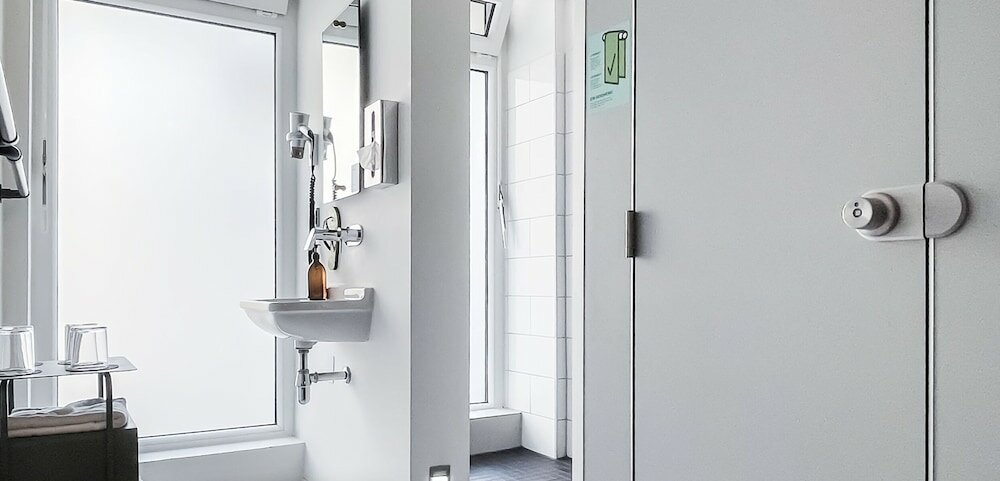 Фото NunoHotel Köln City