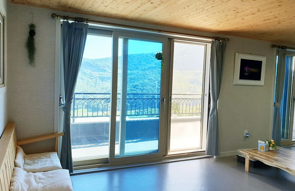 Фото Pyramid Red Clay Pension