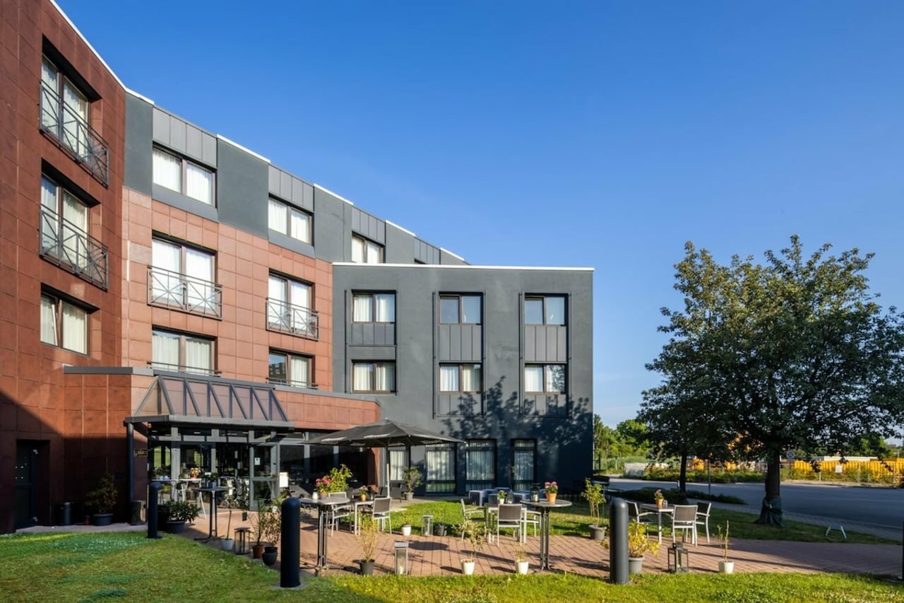 Фото отеля 1