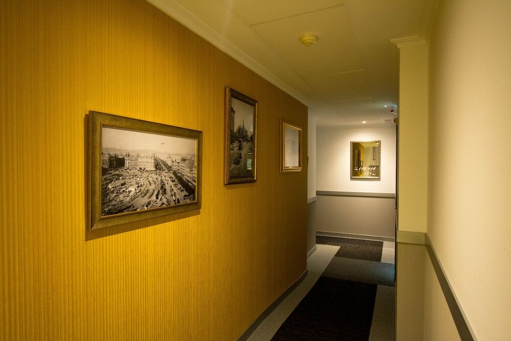 Фото Hotel Moderno Barcelona