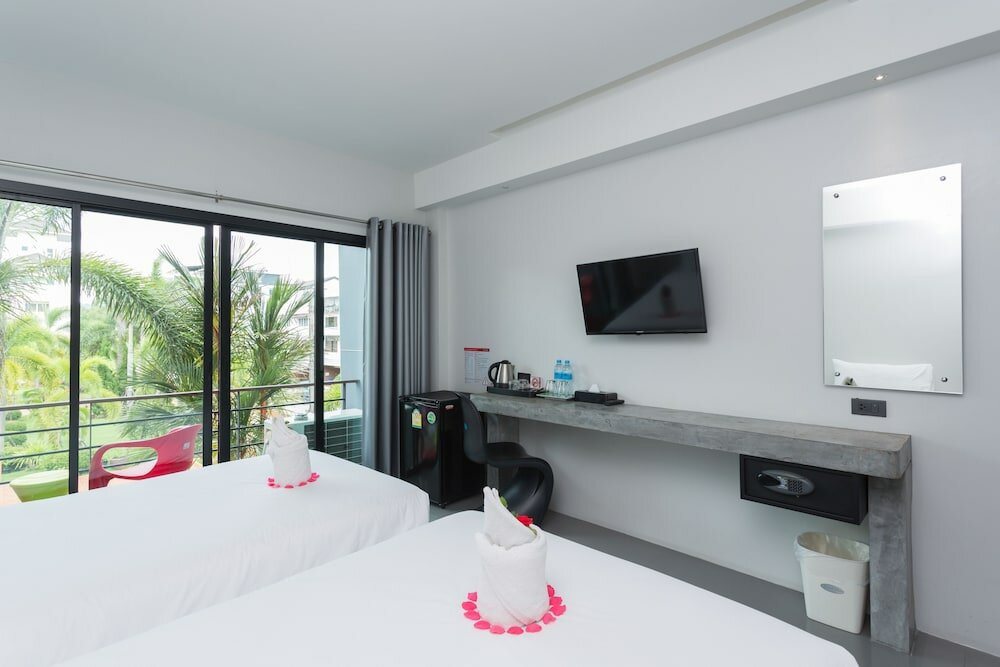 Фото Riverside Hotel