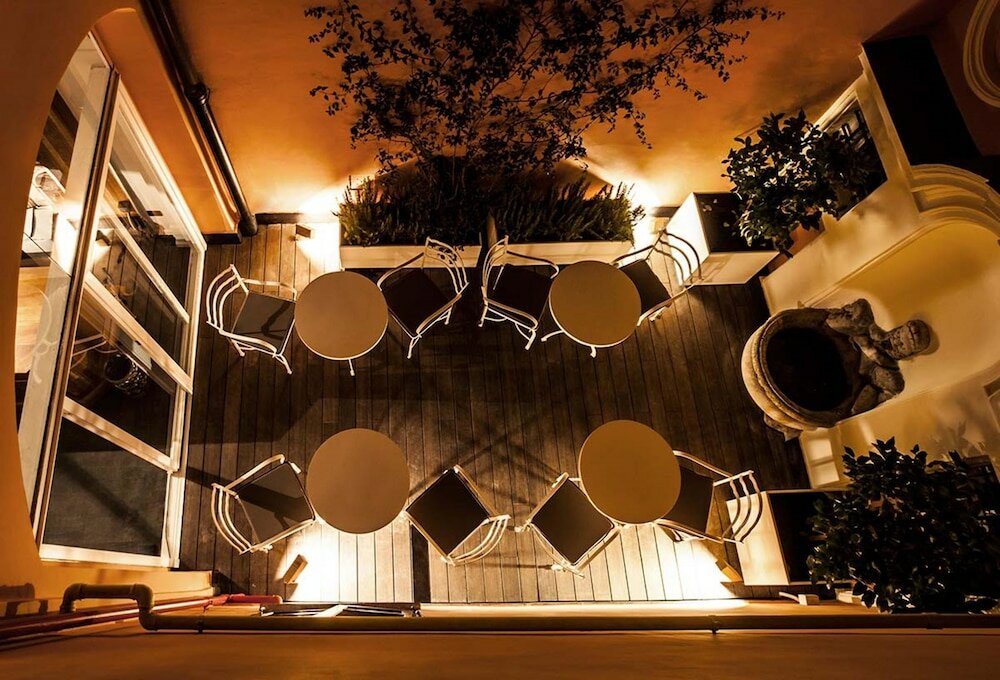 Фото D. O. M Hotel