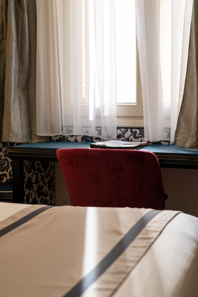 Фото Hotel Napoleon