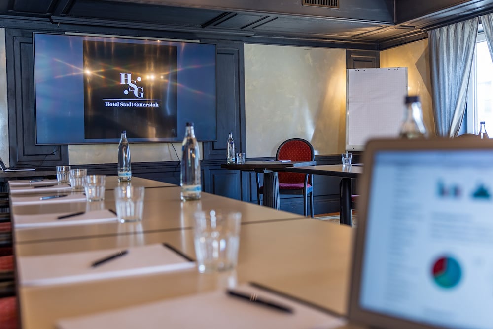 Фото Hotel Stadt Gütersloh