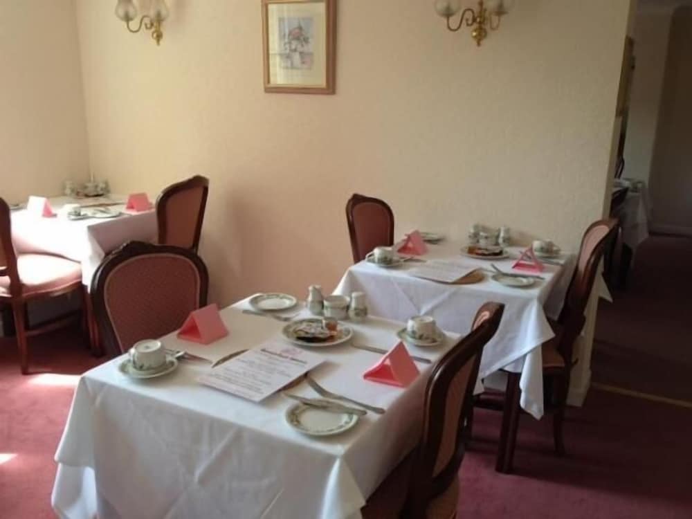 Фото Ashley Hotel