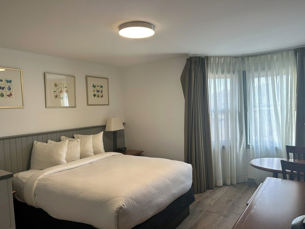 Фото Charlottetown Inn & Conference Centre