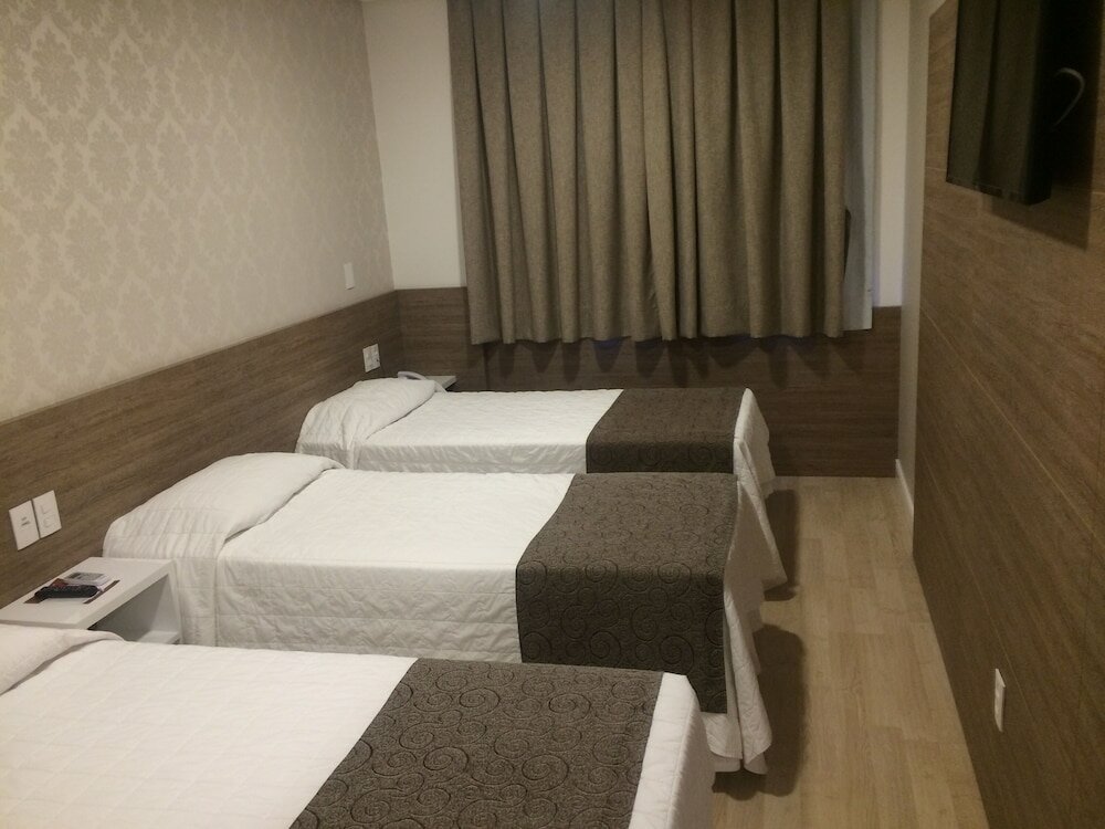 Фото Holiday & Business Hotel - AO lado do Centro de Eventos e Arena Conda