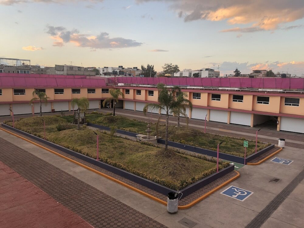 Фото Hotel & Villas 7