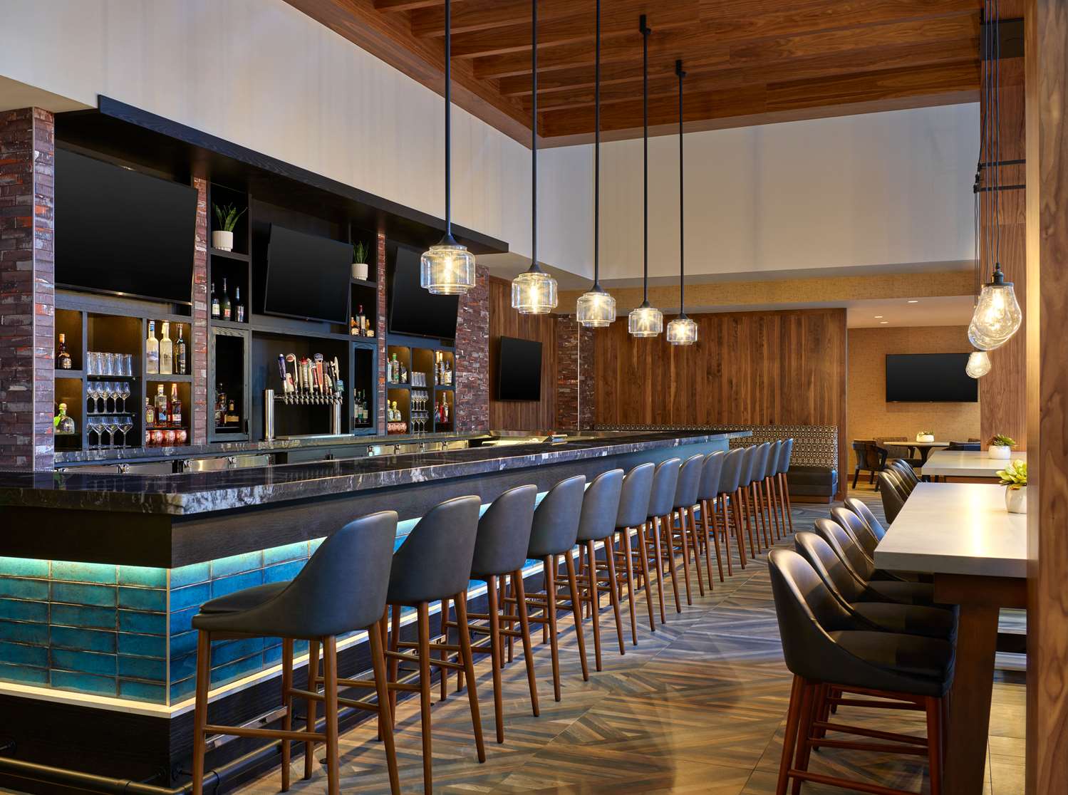 Фото Embassy Suites by Hilton Washington D. C. – Convention Center