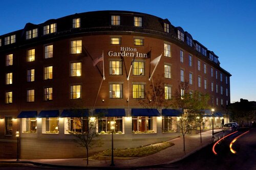 Внешний вид отеля Hilton Garden Inn Portsmouth Downtown в Портсмуте, фото 2