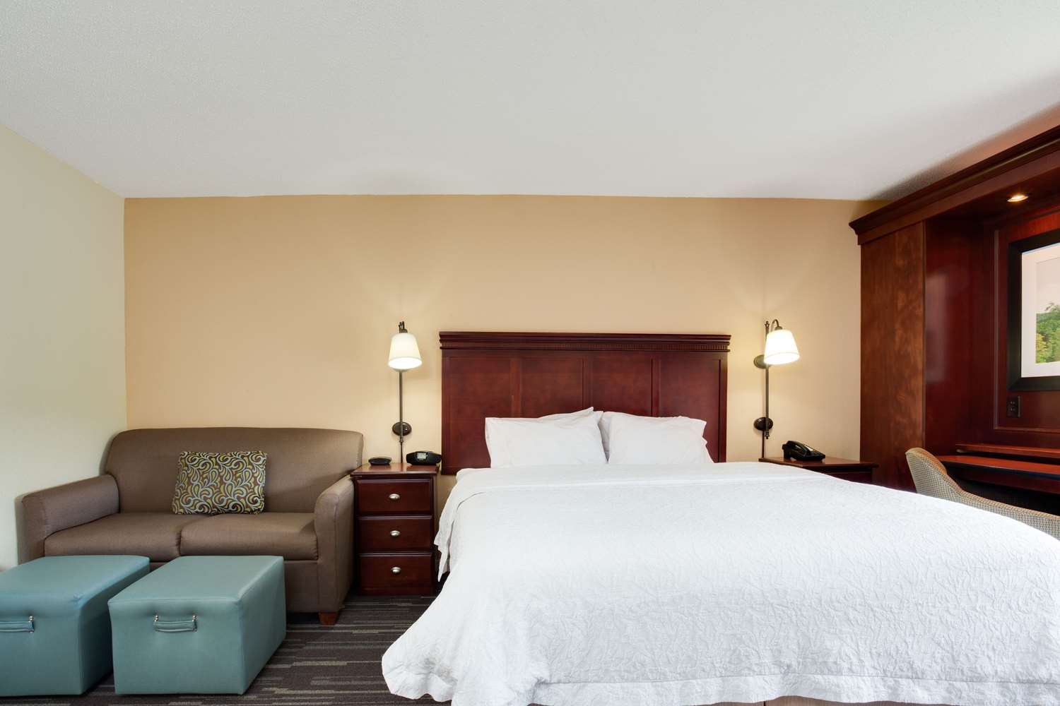 Фото Hampton Inn Somerset