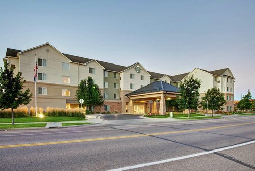 Внешний вид отеля Homewood Suites by Hilton Fort Collins в Форт-Коллинзе, фото 3