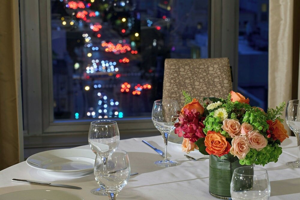 Фото The Westin Michigan Avenue Chicago