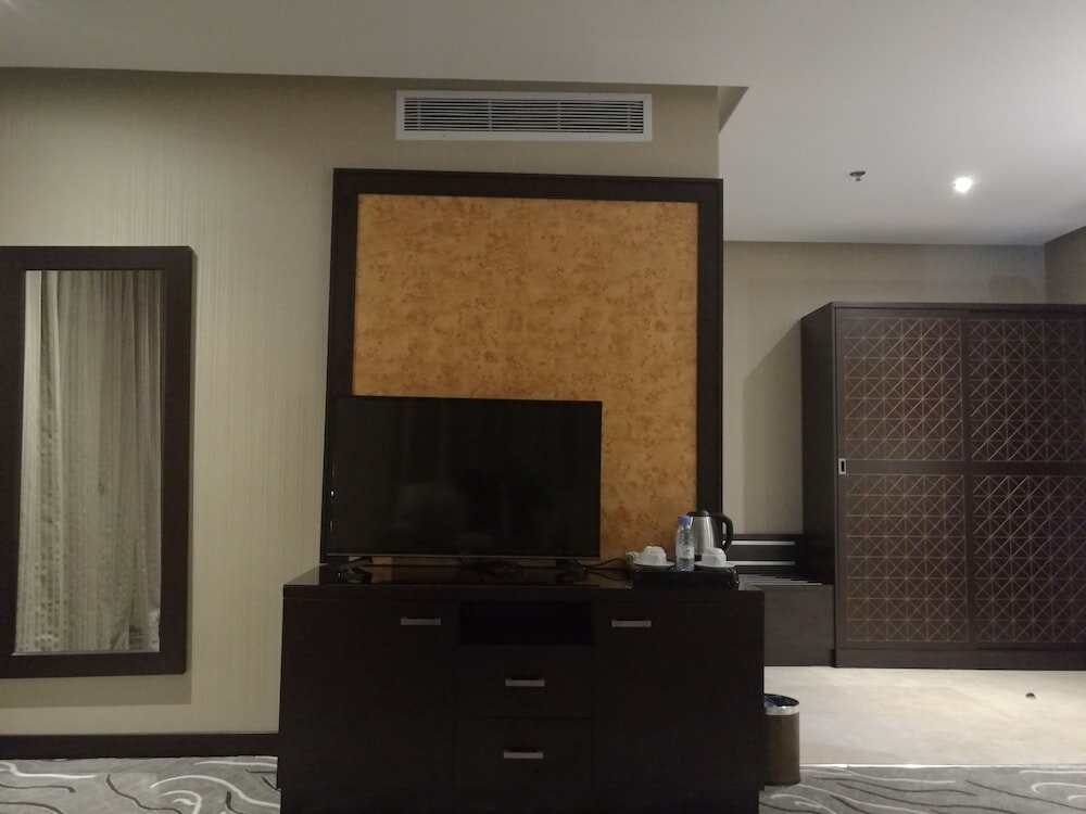 Фото Naviti Warwick Al Khobar